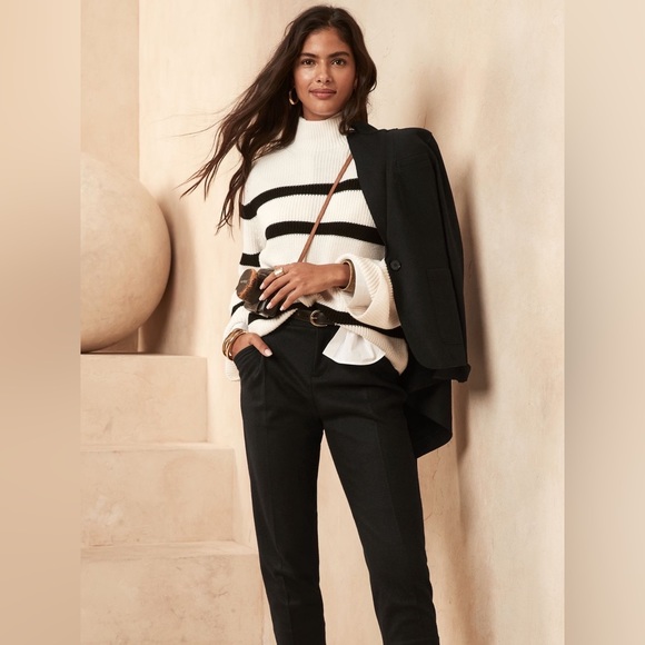 Jaeger - Straight Leg Wool Pants - Picture 8 of 8